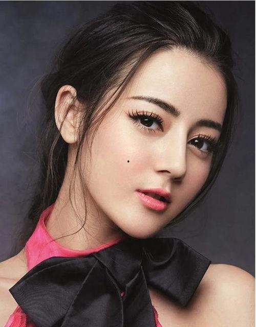 圈内爆料鹿晗迪丽热巴,圈内爆料引热议 第1张 圈内爆料鹿晗迪丽热巴,圈内爆料引热议 第1张